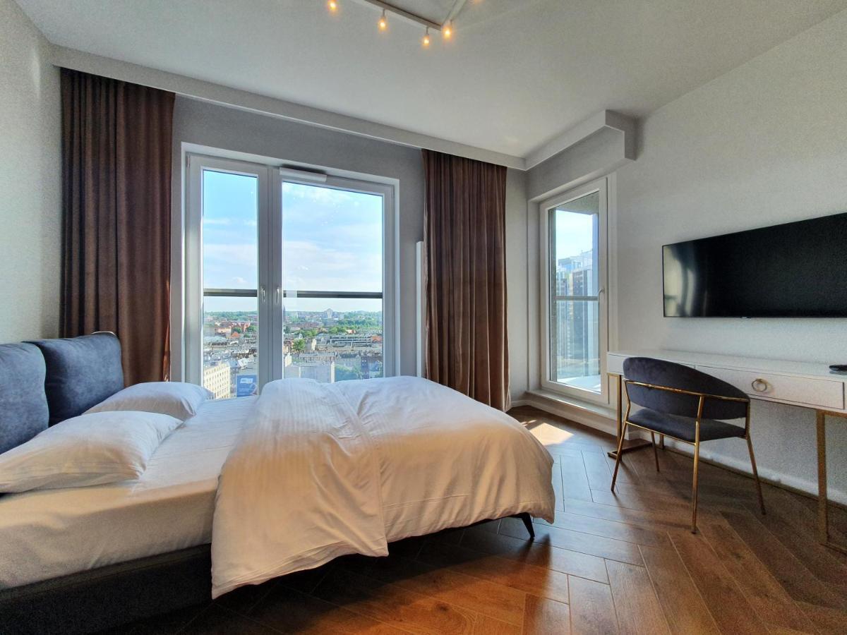 15 Pietro Sokolska 30 Towers Apartments - New - Lux - Parking - Sauna - Gym- And The Best View In Катовице Екстериор снимка