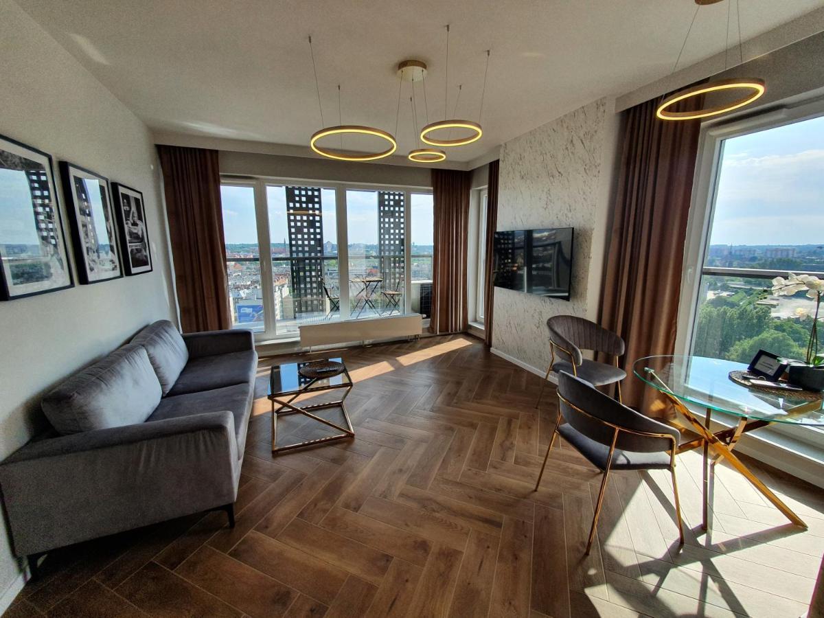 15 Pietro Sokolska 30 Towers Apartments - New - Lux - Parking - Sauna - Gym- And The Best View In Катовице Екстериор снимка