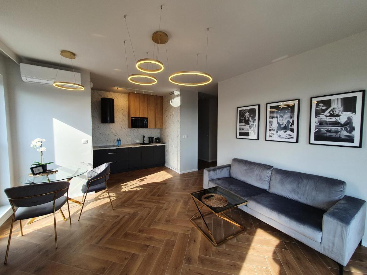15 Pietro Sokolska 30 Towers Apartments - New - Lux - Parking - Sauna - Gym- And The Best View In Катовице Екстериор снимка