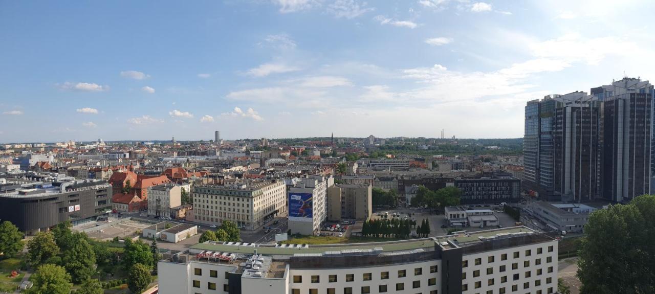15 Pietro Sokolska 30 Towers Apartments - New - Lux - Parking - Sauna - Gym- And The Best View In Катовице Екстериор снимка