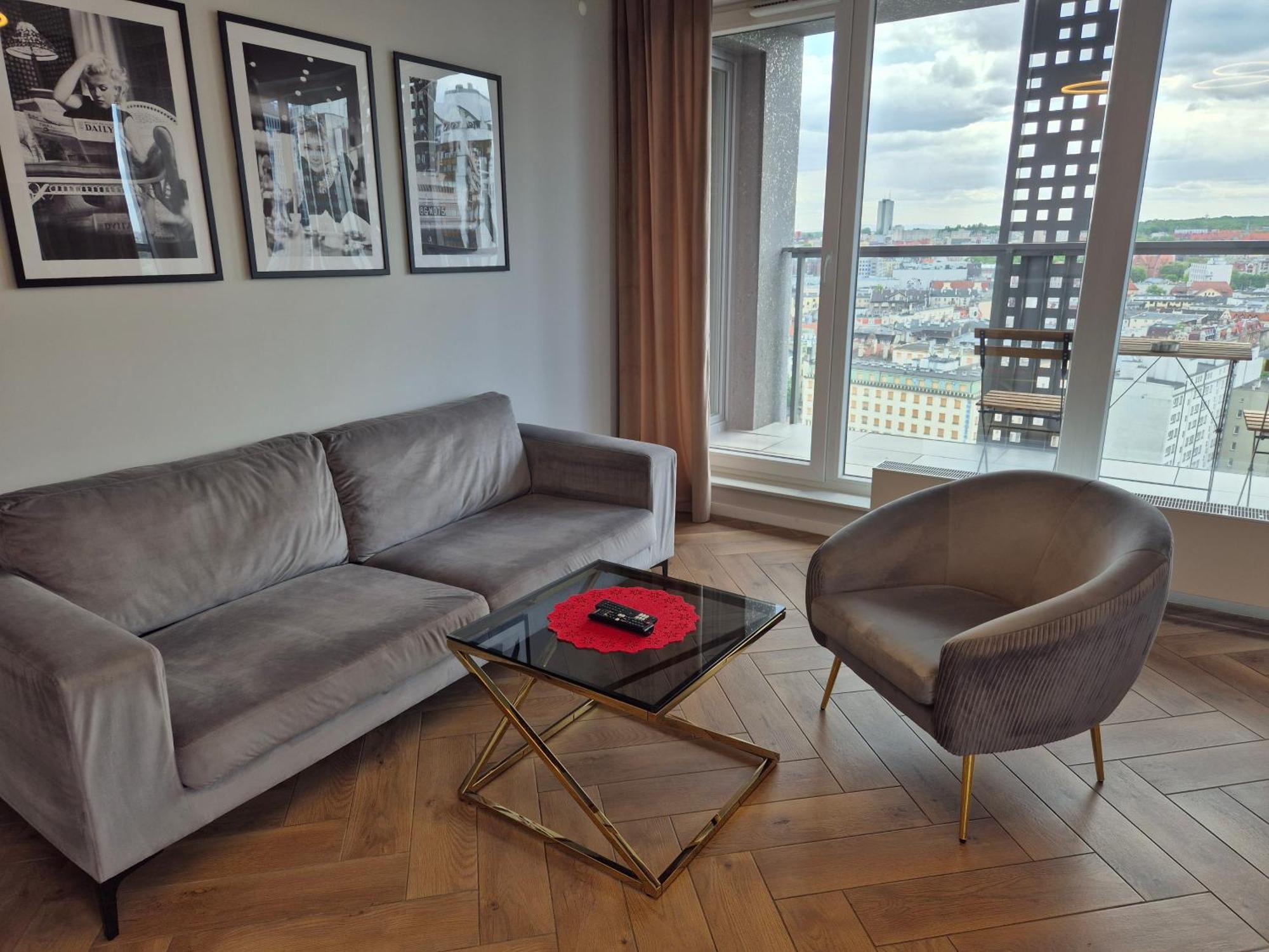 15 Pietro Sokolska 30 Towers Apartments - New - Lux - Parking - Sauna - Gym- And The Best View In Катовице Екстериор снимка